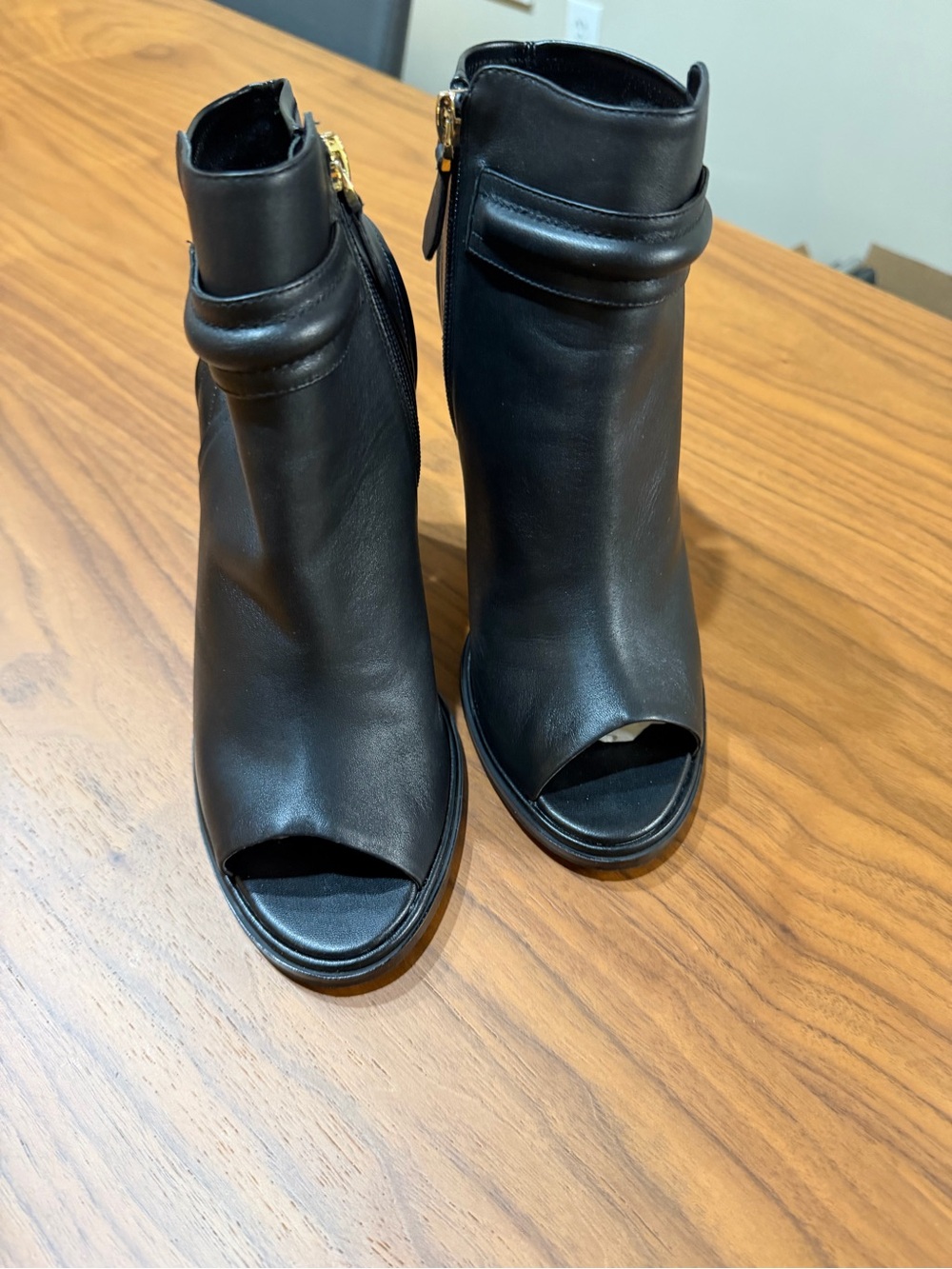 Kenneth Cole Black Leather Peep-Toe Ankle Mules
